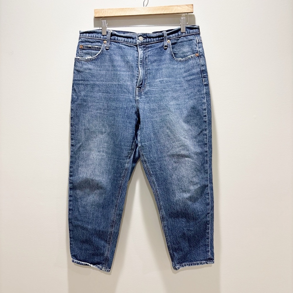 GAP Women’s Blue Mom Jean High Rise Cotton Classic Closet Staple Sz 32 Short